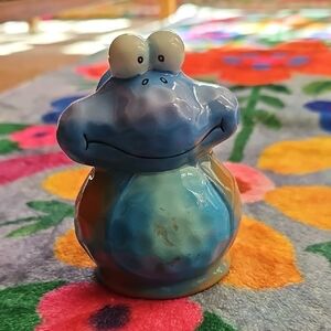 Colorful Frog Figurine Eye Glasses Holder